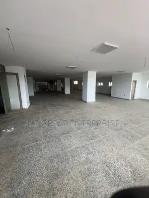 450sqm Shop/Office Space for Rent in Mabushi