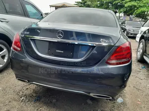 Mercedes-Benz C300 Luxury 4Matic Sedan AWD (2.0L 4cyl 7A) 2016 Gray