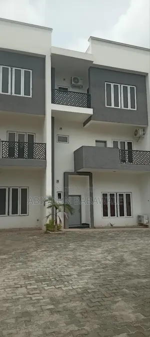 4bdrm Duplex in Jabi District Abuja for sale