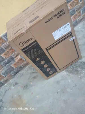 Midea 142 L Freezer W/ Manual Defrost