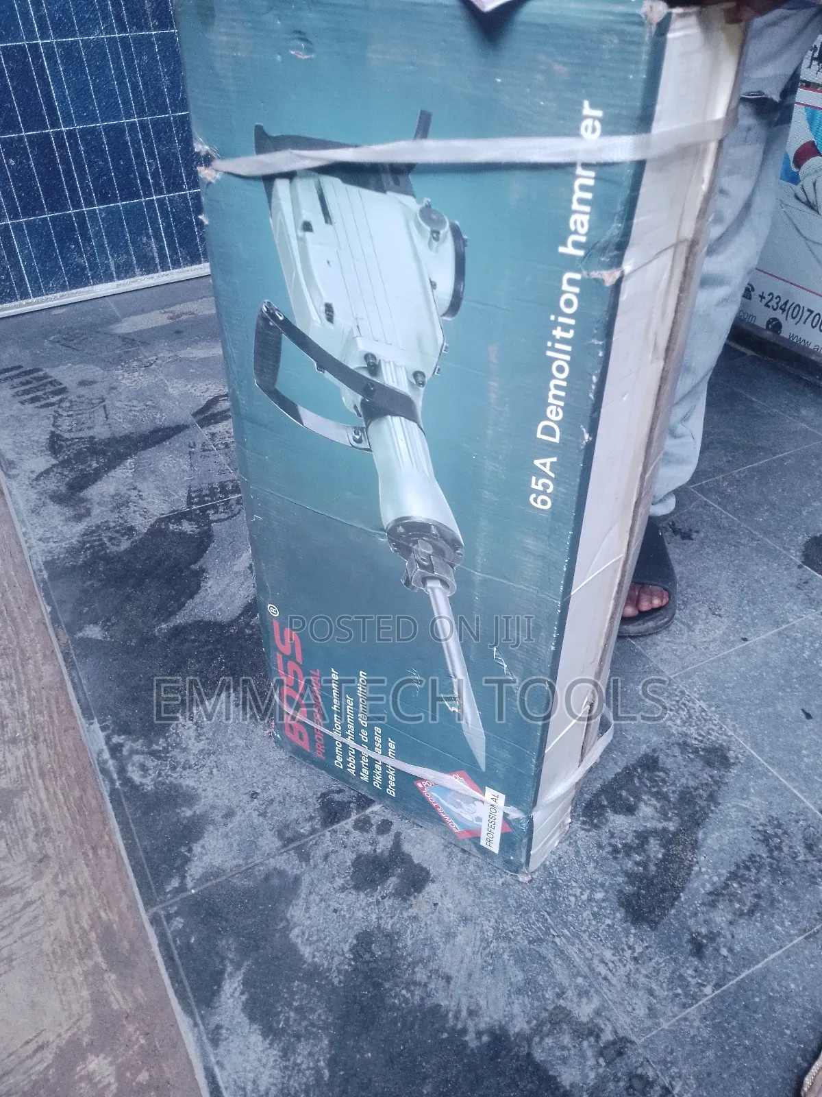 Boss Demolition Hammer Drill Machine