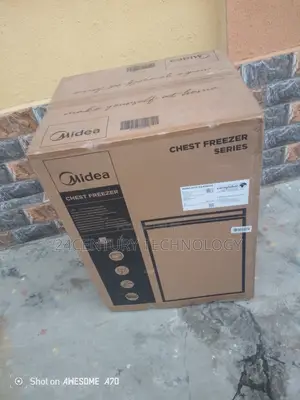 Midea Chest Freezer 142 L Space-Saver