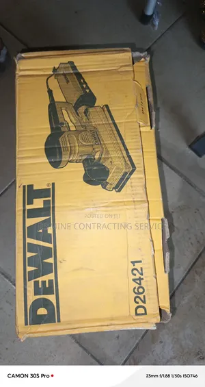 Dewalt Orbital Sheet Sender 350 Watts