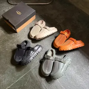 The Ugg Peakmod Molded Clog With Breathable Upper Mesh