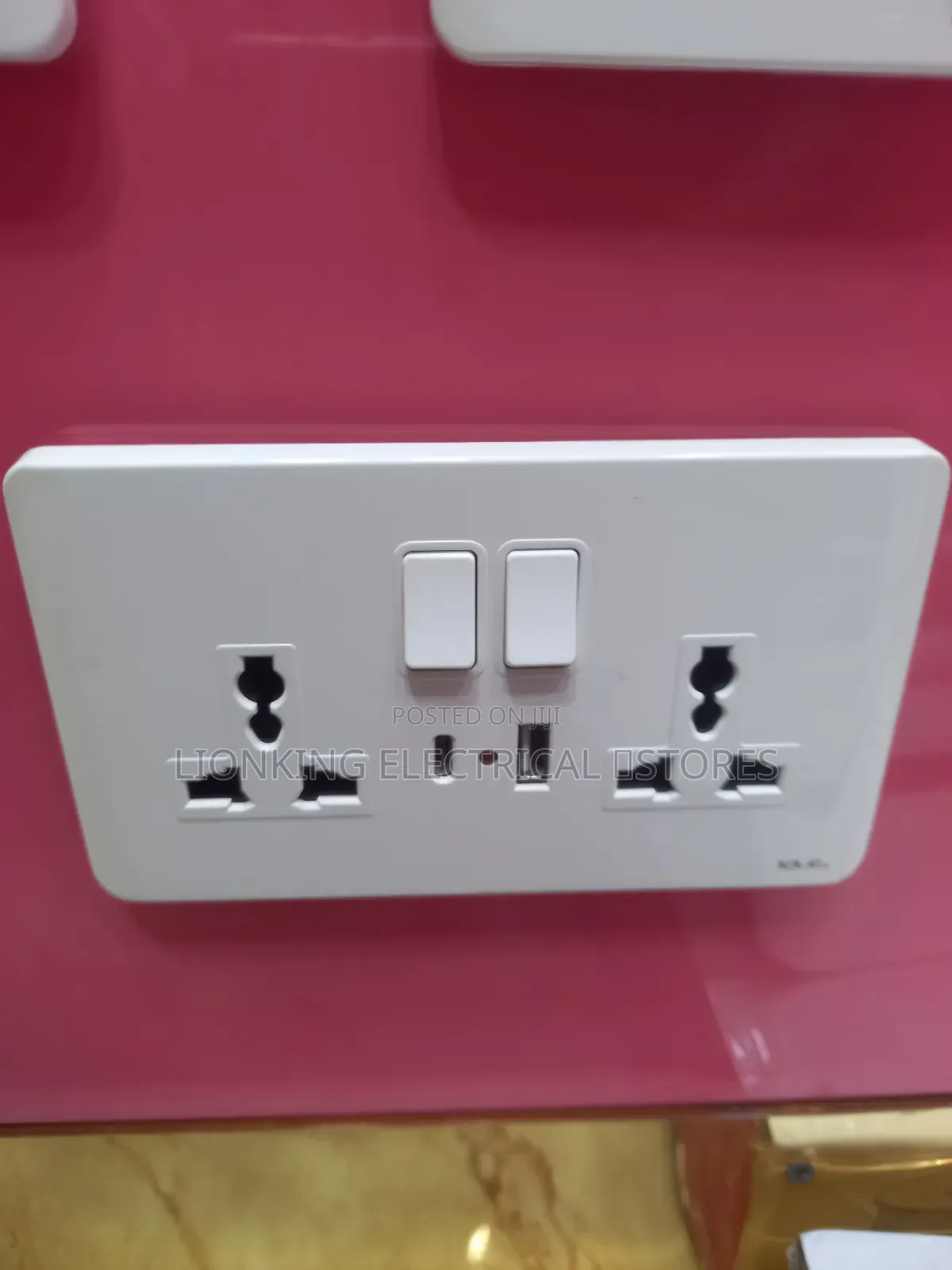13amps Double + Usb, Typec