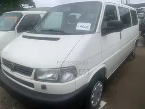 Volkswagen Transporter 2005 White