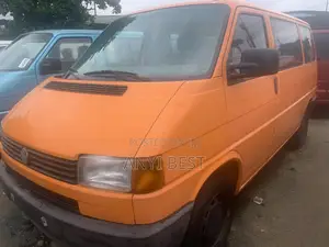 Volkswagen Transporter 2000 Orange