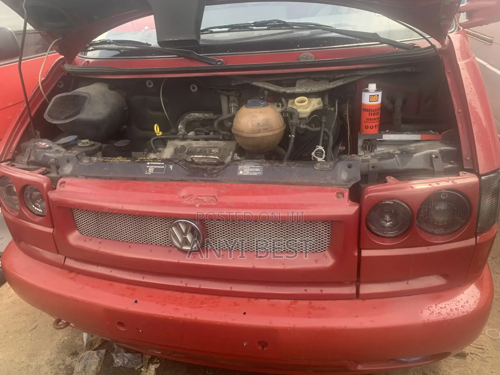 Volkswagen Transporter 2000 Red