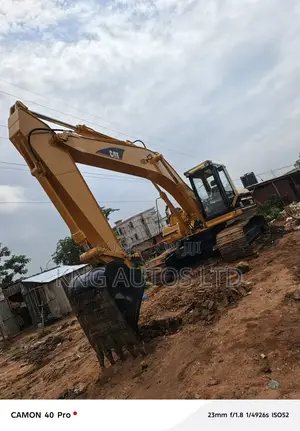 325 Bl Excavator