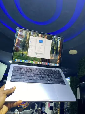 Apple MacBook Pro 2023 M3 Pro 14-Inch 16GB Apple M3 Pro SSD 512GB