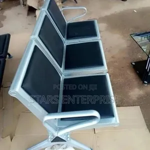 Airport Chair / Modern Transit Chair