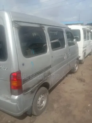 Suzuki APV Minibus 2010 Silver