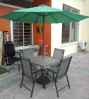 Outdoor Umbrella With 4 Chairs