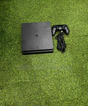 Playstation 4 With Games