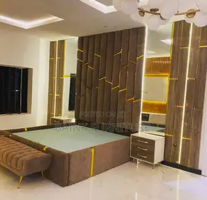 Bedframe With Mirror