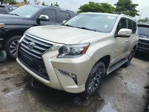 Lexus GX 460 2011 Gold