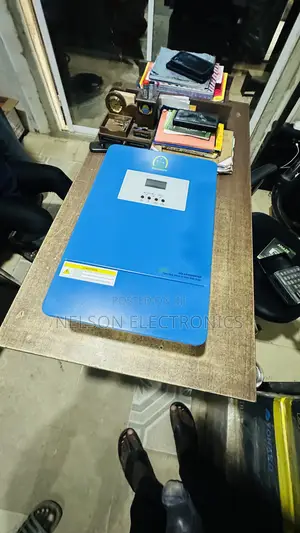 Famicare Inverter 5.5kva 24v Hybrid With 60a MPPT Controller
