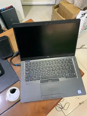 Laptop Dell Latitude 5400 16GB Intel Core I7 SSD 512GB