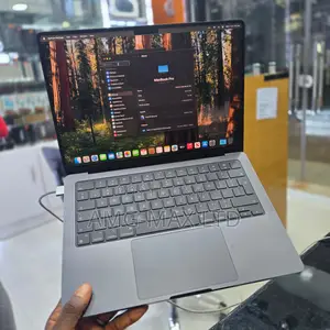 Laptop Apple MacBook Pro 2024 M4 14-Inch 16GB Apple M4 SSD 512GB