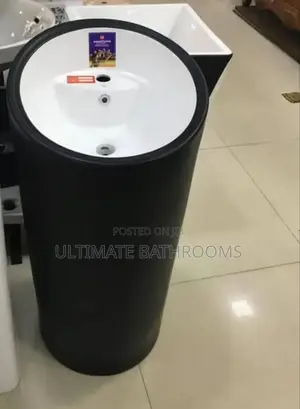 Black and White Round Design Standing Basin