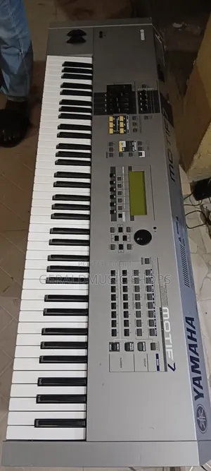 Uk Used Yamaha Motif7 Synth