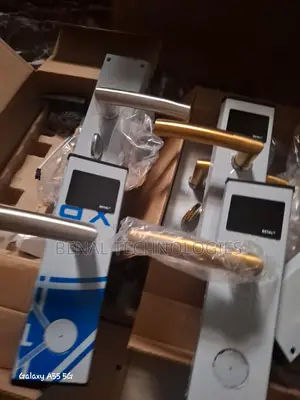 Service for Free Software-Driven Card Locks