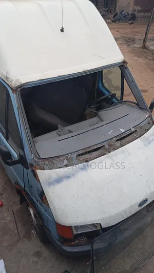 Ford Transit Cl Windshield LFW