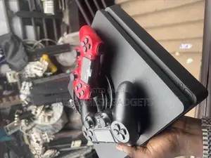 Neat London Used Playstation 4 Slim