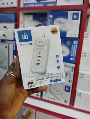 Wuf C-04 Charger