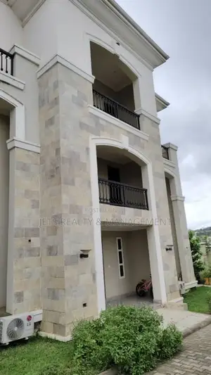 4bdrm Duplex in Asokoro for rent