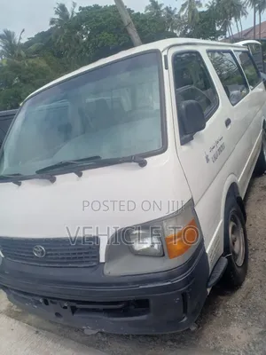 Toyota HiAce 1995 White