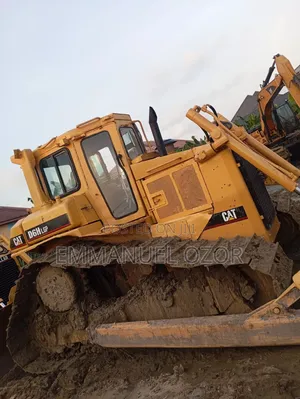 Bulldozer D6h
