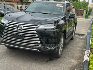 Lexus LX 2024 Black