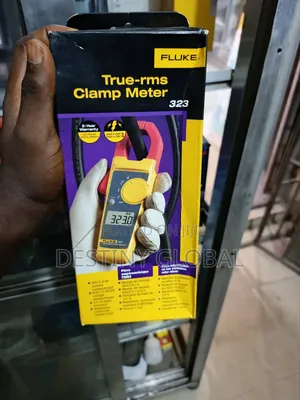 Fluke True-RMS Clamp Meter 323