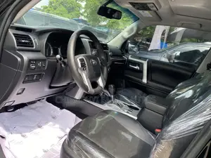 Toyota 4-Runner Limited 4dr 4x4 (4.0L 6cyl 5A) 2017 Black