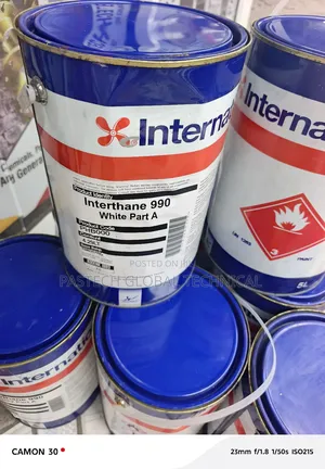 International Paint (Interthane 990 White)