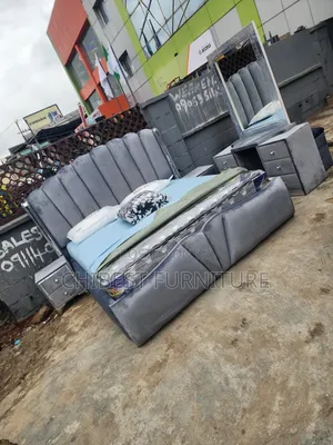 6by6 Set of Upholstery Bed With Dresser and Side Drawers