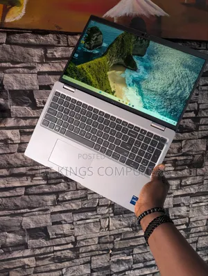 Laptop Dell Latitude 5530 16GB Intel Core i5 SSD 256GB