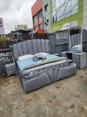 Light Grey Coloured Padded 6by6 Bed.