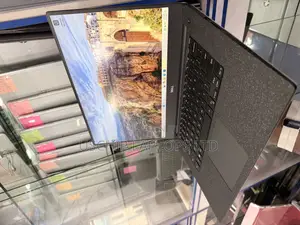 Laptop Dell Precision 15 5510 16GB Intel Core i7 SSD 256GB