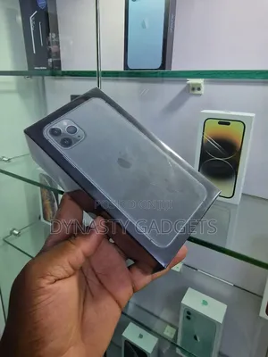 New Apple iPhone 11 Pro Max 256 GB Green