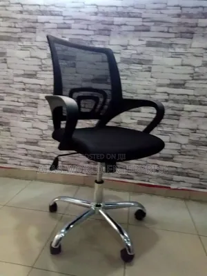 Mesh Office Chair With Swivel