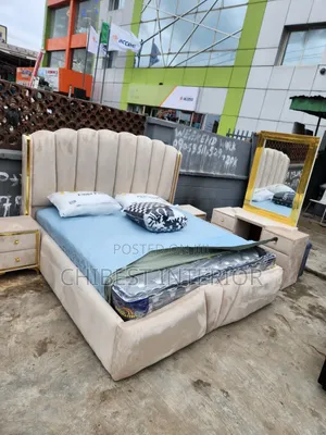 Complete Set of 6by6 Cream Colour Bed.