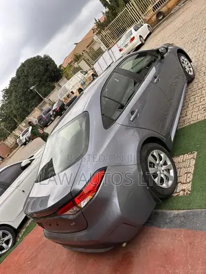 Toyota Corolla LE 2021 Gray