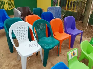 Elegant Quality Plastic Chairs
