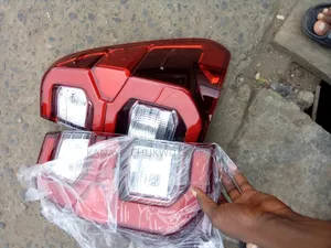 Led Back Light Hilux 2023