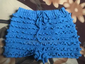 Crotchet Blomer Short