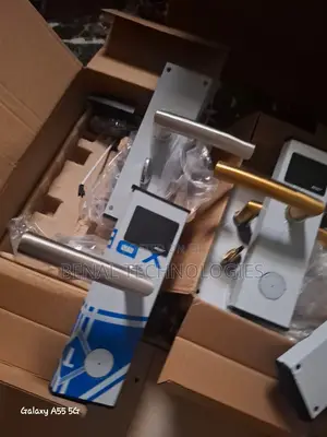 Guest-Friendly Card Lock System With Smart Hotel Software