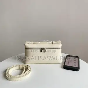 Classy Chic Hand Bag