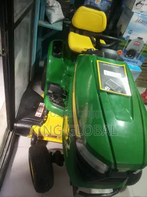 Brown New 18.5hp Driving Mower